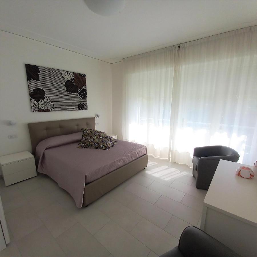 La Pervinca Apartments Malcesine Exteriör bild